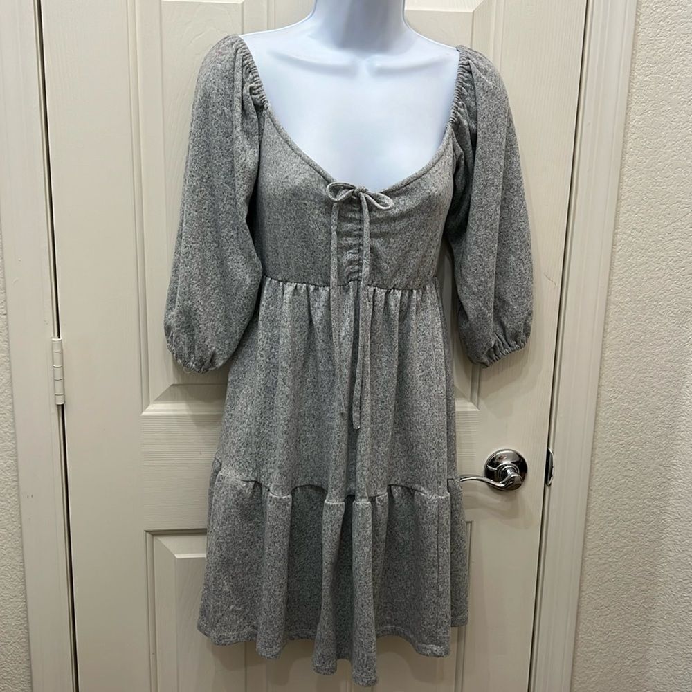 Max & Ash Gray Dress Sz Small Baby Doll Neck 3/4 Sleeve On Off Shoulder Mini